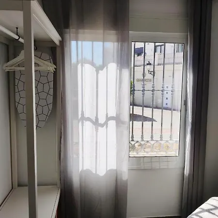 Gran Plaza De * Нерха