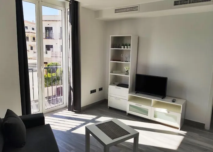 Gran Plaza De Apartament Nerja